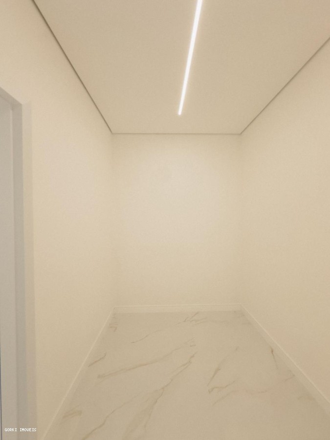 Casa, 4 quartos, 275 m² - Foto 31