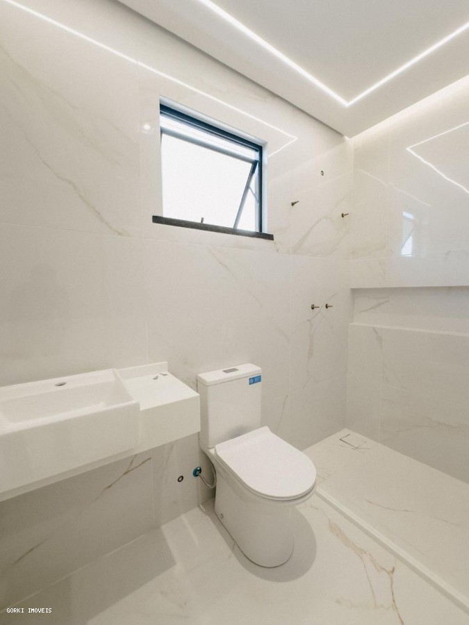 Casa, 4 quartos, 275 m² - Foto 32