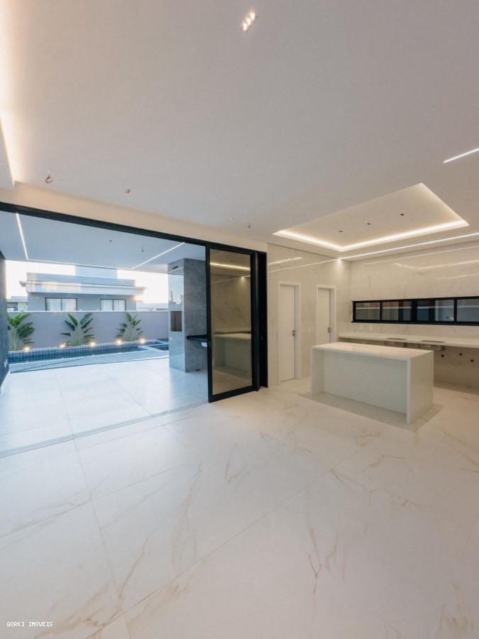 Casa, 4 quartos, 275 m² - Foto 38