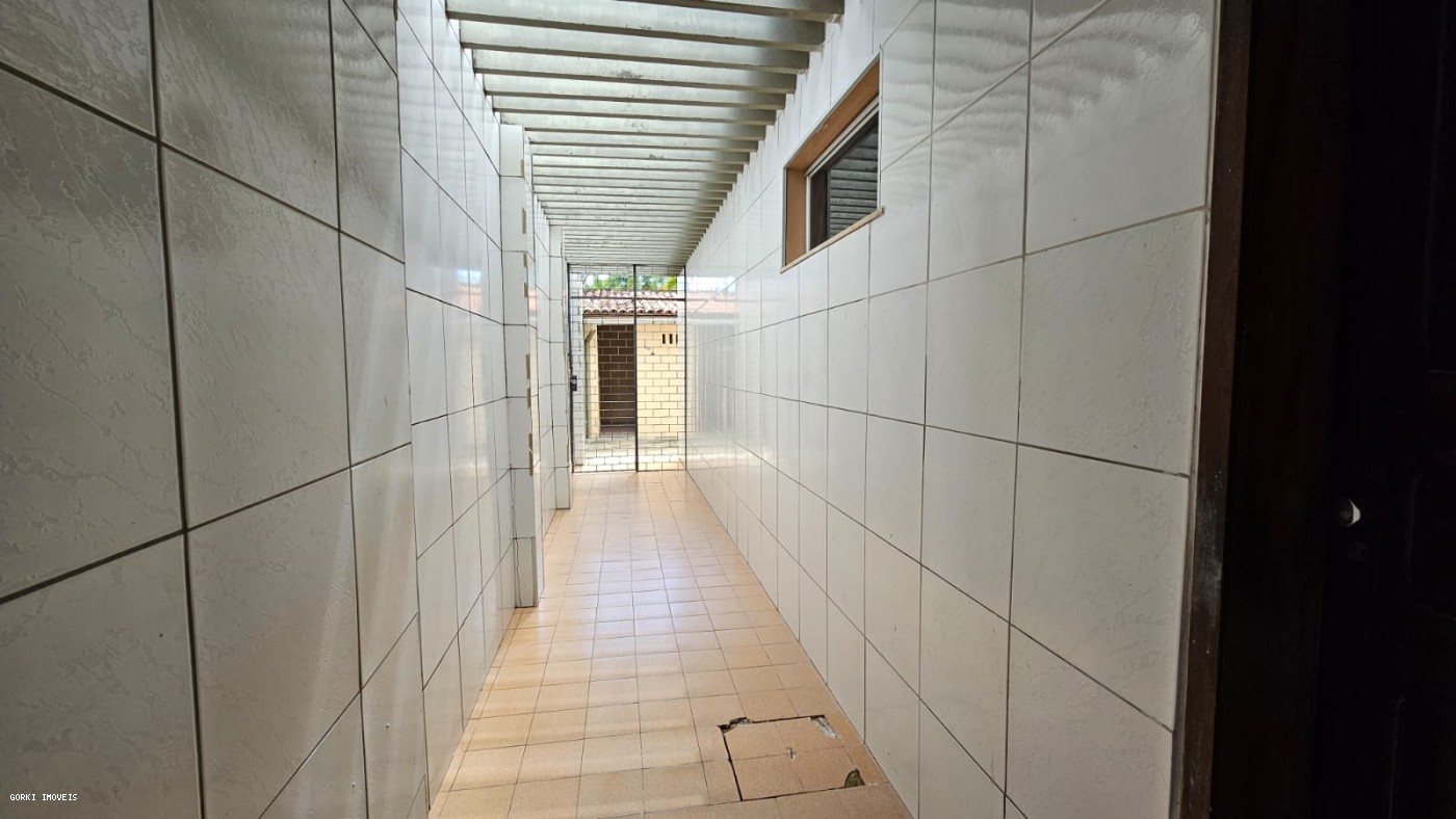 Casa, 3 quartos, 263 m² - Foto 19