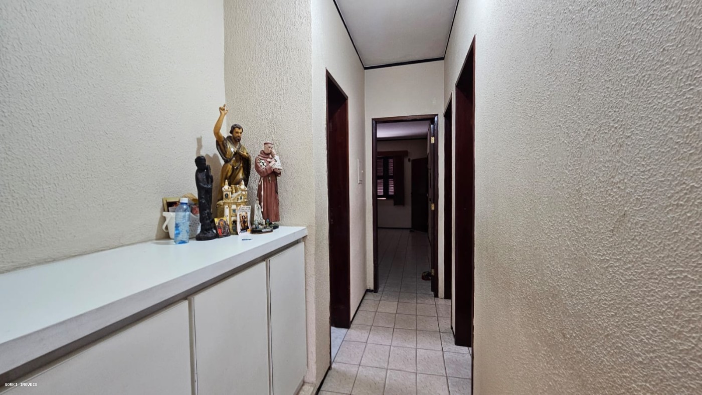 Casa, 3 quartos, 263 m² - Foto 20