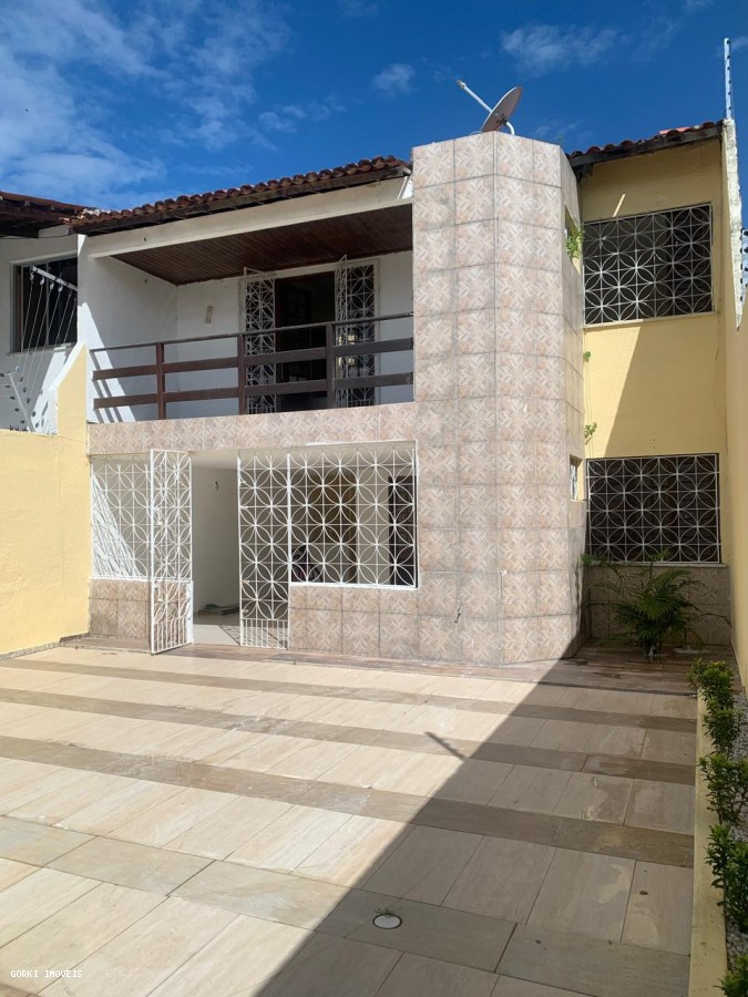 Casa, 4 quartos, 151 m² - Foto 1