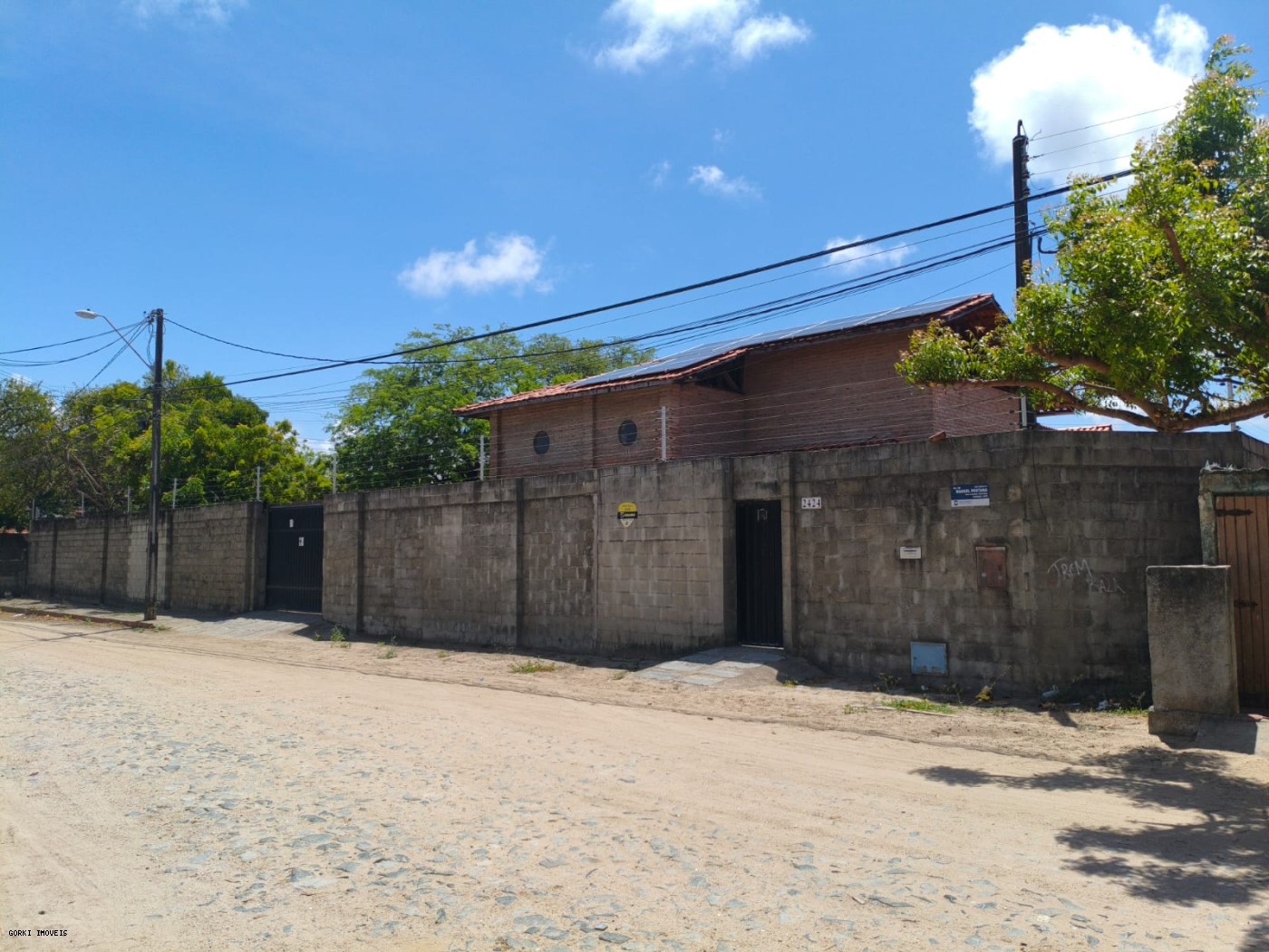 Casa, 4 quartos, 378 m² - Foto 1