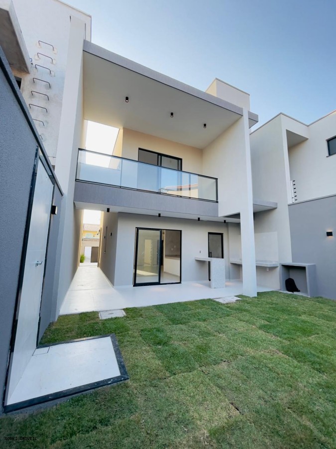 Casa, 4 quartos, 152 m² - Foto 1